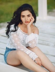 VIP companion girl in Meghraj – discreet service